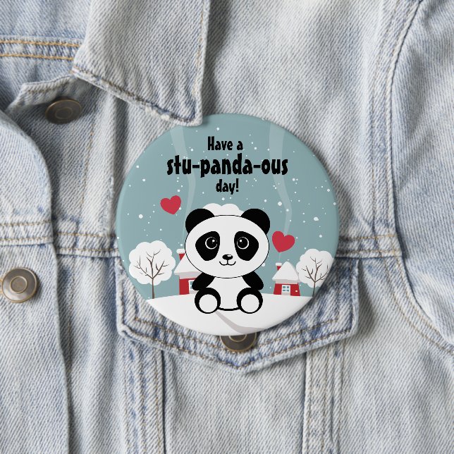 Badge Rond 10 Cm Panda Bébé Cute En Hiver Gris Neige (En situation)