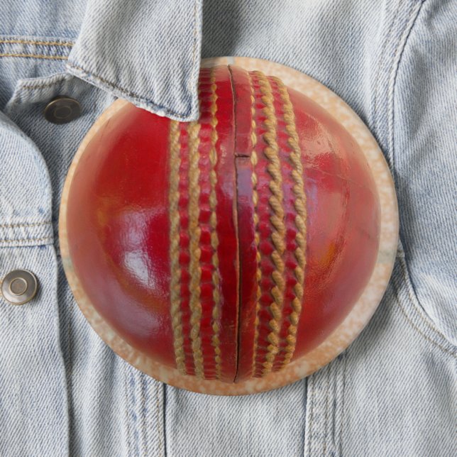 Badge Rond 15,2 Cm Boule de cricket (En situation)