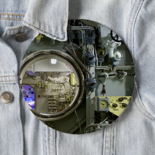 Badge Rond 15,2 Cm écoutille sur un ancien sous-marin rétro