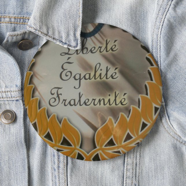 Badge Rond 15,2 Cm Liberté, Égalité, Fraternité : Futur prospère (En situation)
