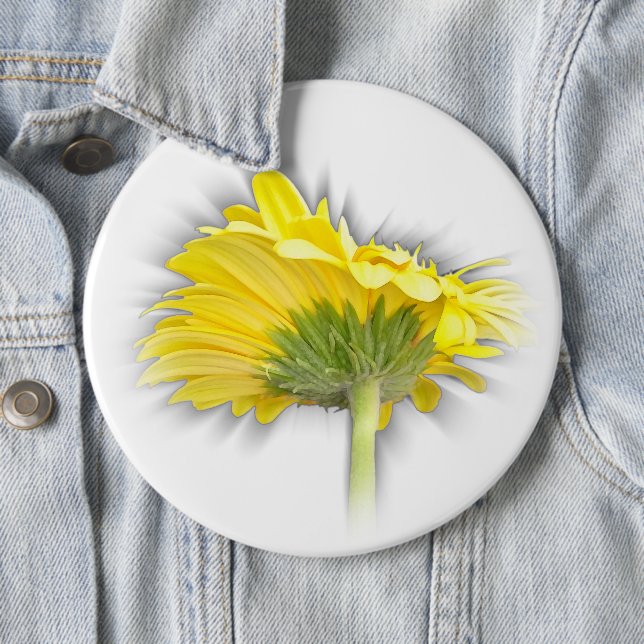 Badge Rond 15,2 Cm marguerite jaune (En situation)
