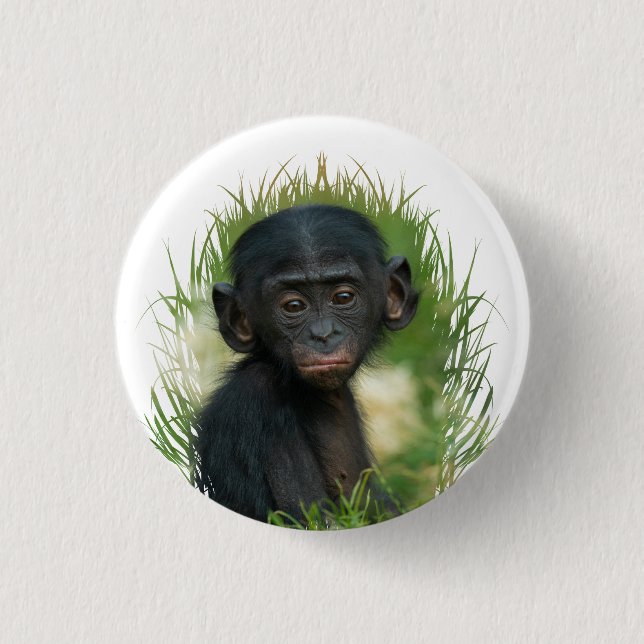 Badge Rond 2,50 Cm Baby Ape dans l'herbe (Devant)