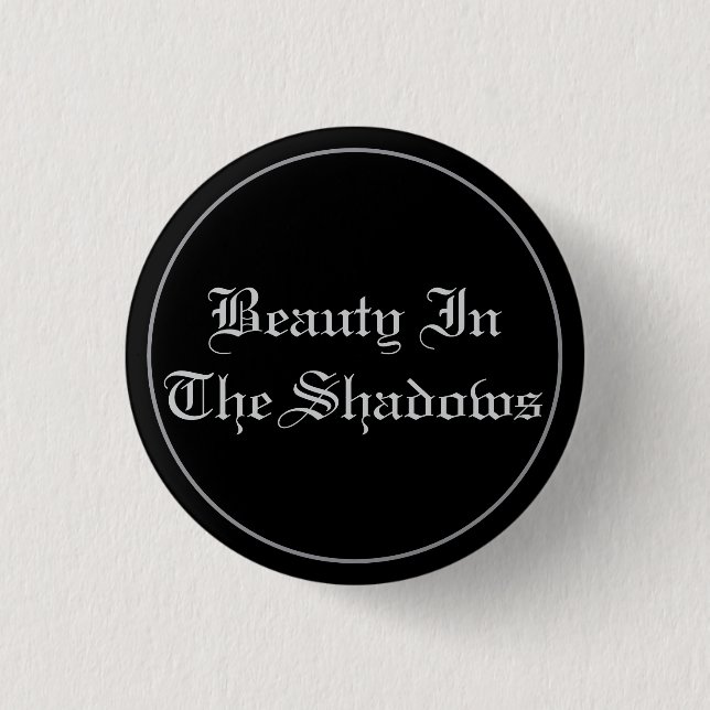 Badge Rond 2,50 Cm Beauté Dans Le Bouton Ombre (Devant)