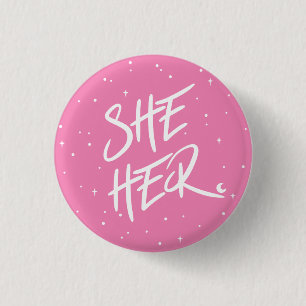 Badge Rond 2,50 Cm Étoiles Ses pronounounes en rose