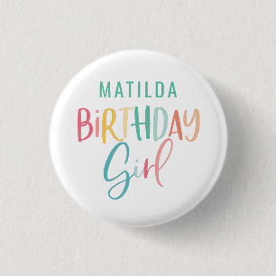 Badge Rond 2,50 Cm Fille d'anniversaire multicolore arc-en-ciel