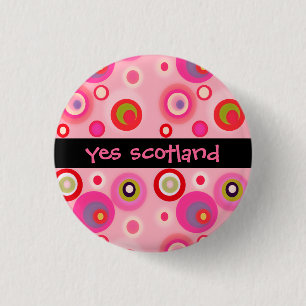 Badge Rond 2,50 Cm Fou au sujet de rose du bouton de l'indépendance