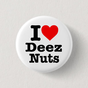 BADGE ROND 2,50 CM "J'AIME DES ÉCROUS DE DEEZ"