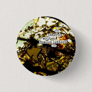Badge Rond 2,50 Cm le peterbd écrit les lettres célèbres