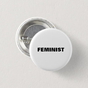 Badge Rond 2,50 Cm Lettres noires "féministes" - arrière - plan bla