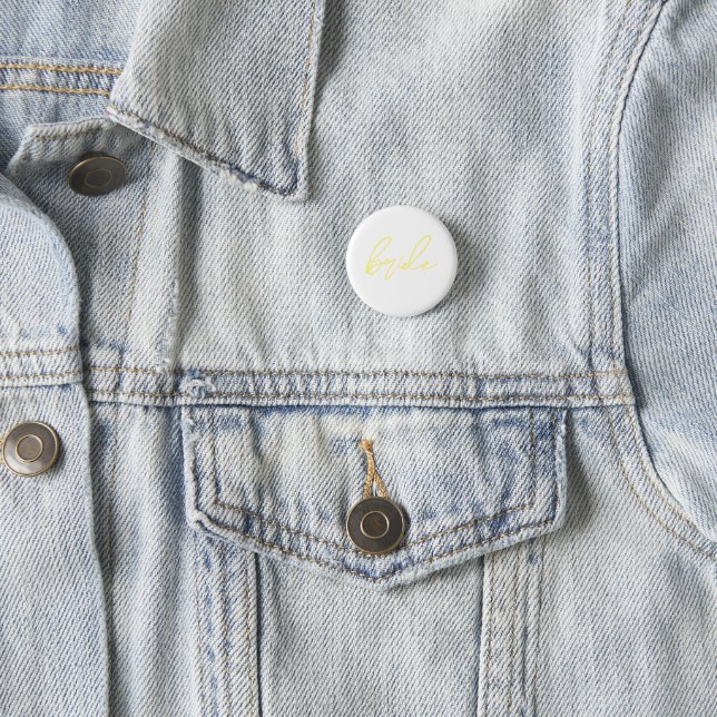 Badge Rond 2,50 Cm Mariage Moderne de la Mariée | Jaune (En situation)