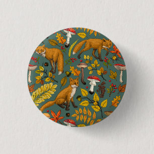 Badge Rond 2,50 Cm Renard d'automne sur pin vert