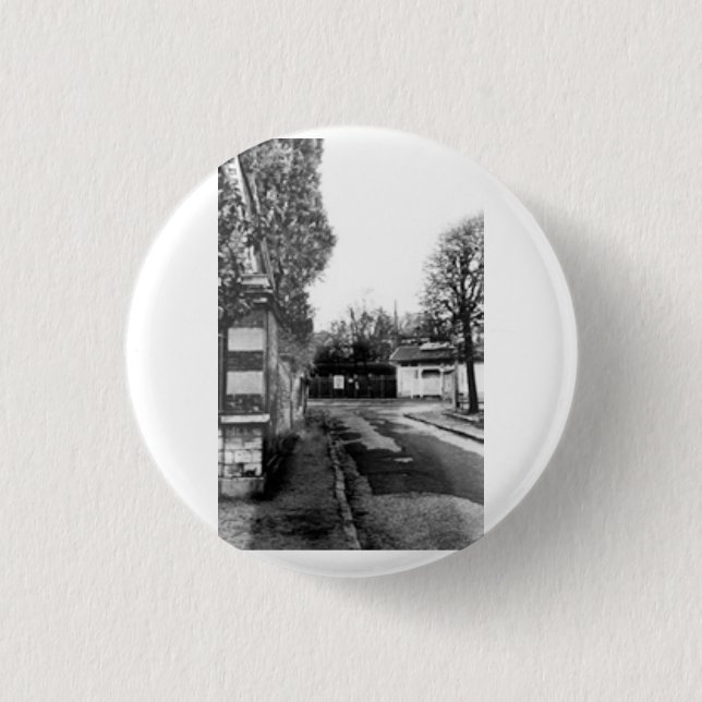 Badge Rond 2,50 Cm Yves Klein a vidé (Devant)