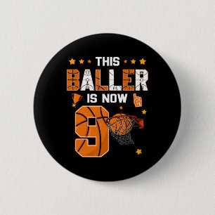 Badge Rond 5 Cm 9e anniversaire Sketll Ce Ller a maintenant neuf a