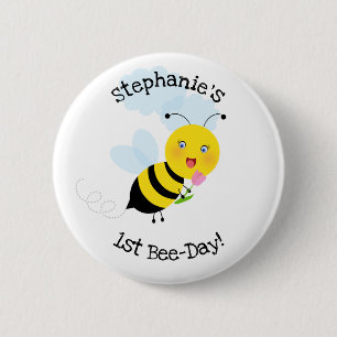 Badge Rond 5 Cm Abeille dans un jardin de tulipes