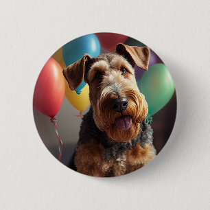 Badge Rond 5 Cm Airedale chien avec gâteau et ballons