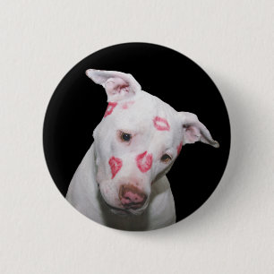 Badge Rond 5 Cm Amour blanc de chiot, scellé avec des baisers de