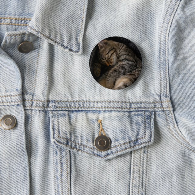 Badge Rond 5 Cm Animaux de bébés cutest | Chat Tabby Dormant (En situation)