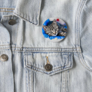 Badge Rond 5 Cm Animaux de bébés cutest   Tunnel Tabby Kitten en J