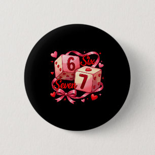 Badge Rond 5 Cm Arc Coquette Six Sept Dés 67 Mème Saint-Valentin 6