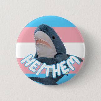 Badge Rond 5 Cm Blahaj Trans Il/Him pronoun