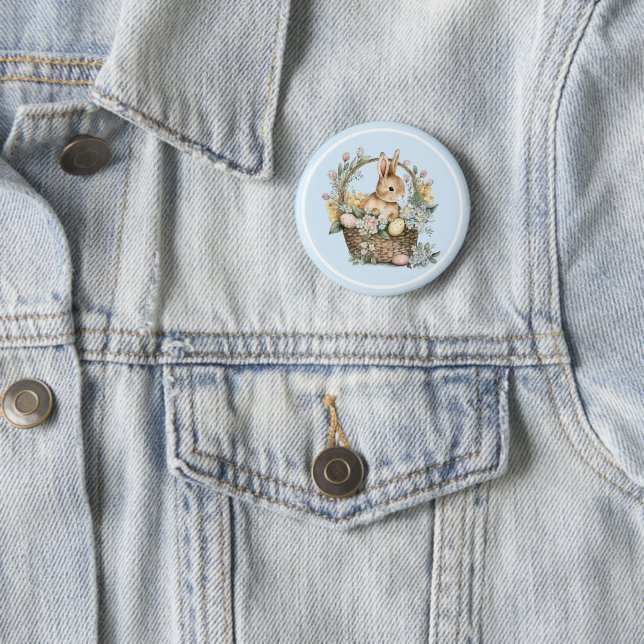 Badge Rond 5 Cm Bleu Lapin de Pâques Floral (En situation)