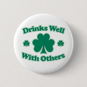 Badge Rond 5 Cm Boissons bien avec d'autres