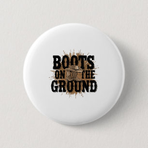 Badge Rond 5 Cm Bottes Sur Le Terrain Western Cowboy Rodeo Country