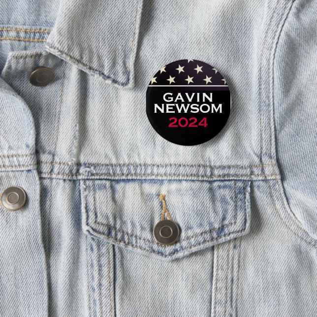 BADGE ROND 5 CM BOUTON DE CAMPAGNE GAVIN NEWSOM 2024 (En situation)