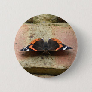 Badge Rond 5 Cm Bouton papillon de l'amiral rouge