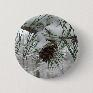 Badge Rond 5 Cm Branche de pin enneigée Photographie de la nature