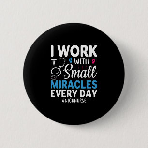 Badge Rond 5 Cm Cadeau infirmière   Je Travaille Avec Small