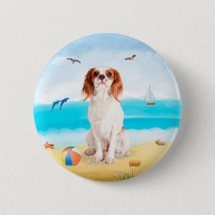Badge Rond 5 Cm Chien roi cavalier sur la plage