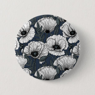 Badge Rond 5 Cm Coquelicots blancs sur fond bleu marine
