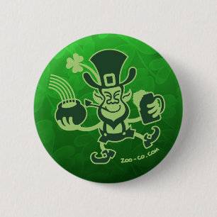 Badge Rond 5 Cm Danse et célébration du lutin de Patrick de sain