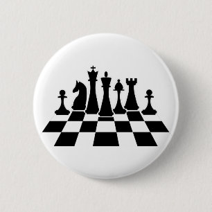 Badge Rond 5 Cm Des pièces d'échecs noires sur un échiquier