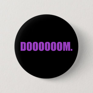Badge Rond 5 Cm DOOOOOOM. en bouton violet