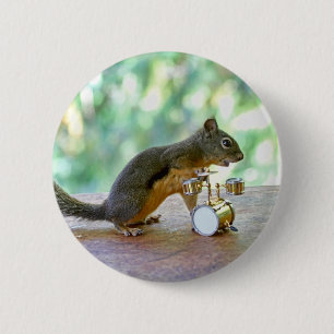 Badge Rond 5 Cm Écureuil jouant des tambours