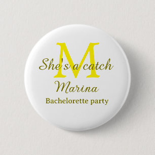 Badge Rond 5 Cm Elle est un parti de jeune fille monogramme jaune