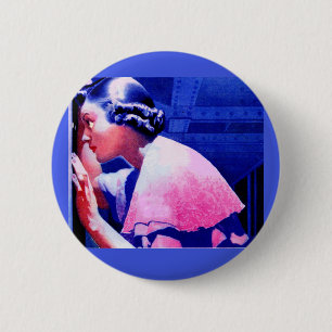 Badge Rond 5 Cm Gertrude espionnage des voisins