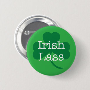 Badge Rond 5 Cm Jeune fille irlandaise, bouton vert de shamrock