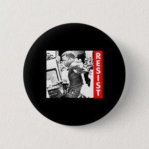 Badge Rond 5 Cm John Lewis - Résister