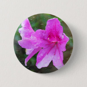 Badge Rond 5 Cm Jolies fleurs de jardin roses avec gouttes de plui