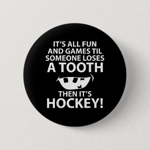 Badge Rond 5 Cm Joueur de hockey tout en amusement