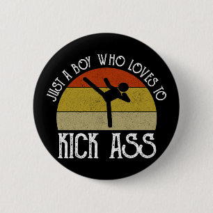 Badge Rond 5 Cm Juste Un Garçon Qui Aime Donner Des Coups