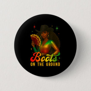 Badge Rond 5 Cm La Femme Botte Sur Le Terrain Junetten Où Ils
