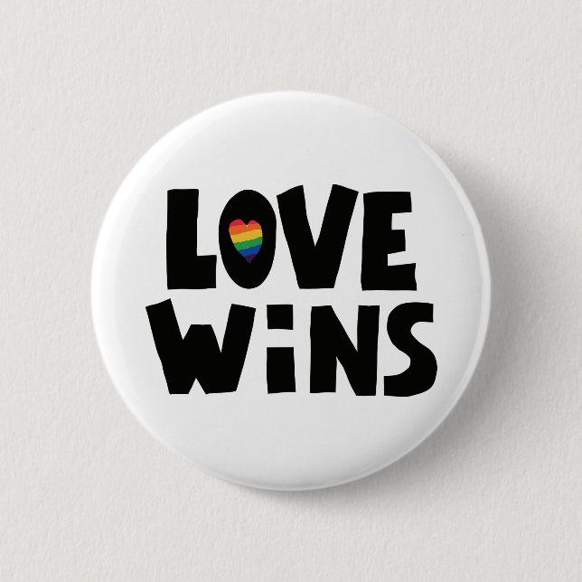 Badge Rond 5 Cm L'amour gagne (Devant)