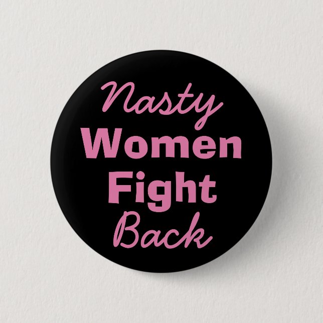 Badge Rond 5 Cm Les femmes méchantes battent en retraite (Devant)