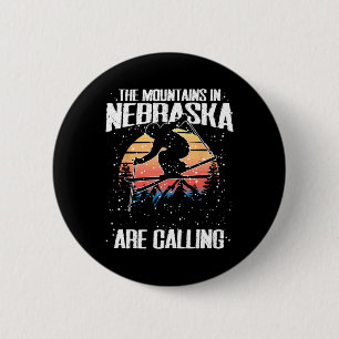 Badge Rond 5 Cm Les Montagnes Du Nebraska Appelent Le Ski Drôle