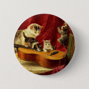 Badge Rond 5 Cm Mère Chat et chatons Jouer avec la guitare