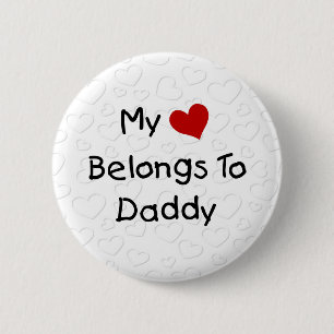 Badge Rond 5 Cm Mon coeur rouge appartient à papa
